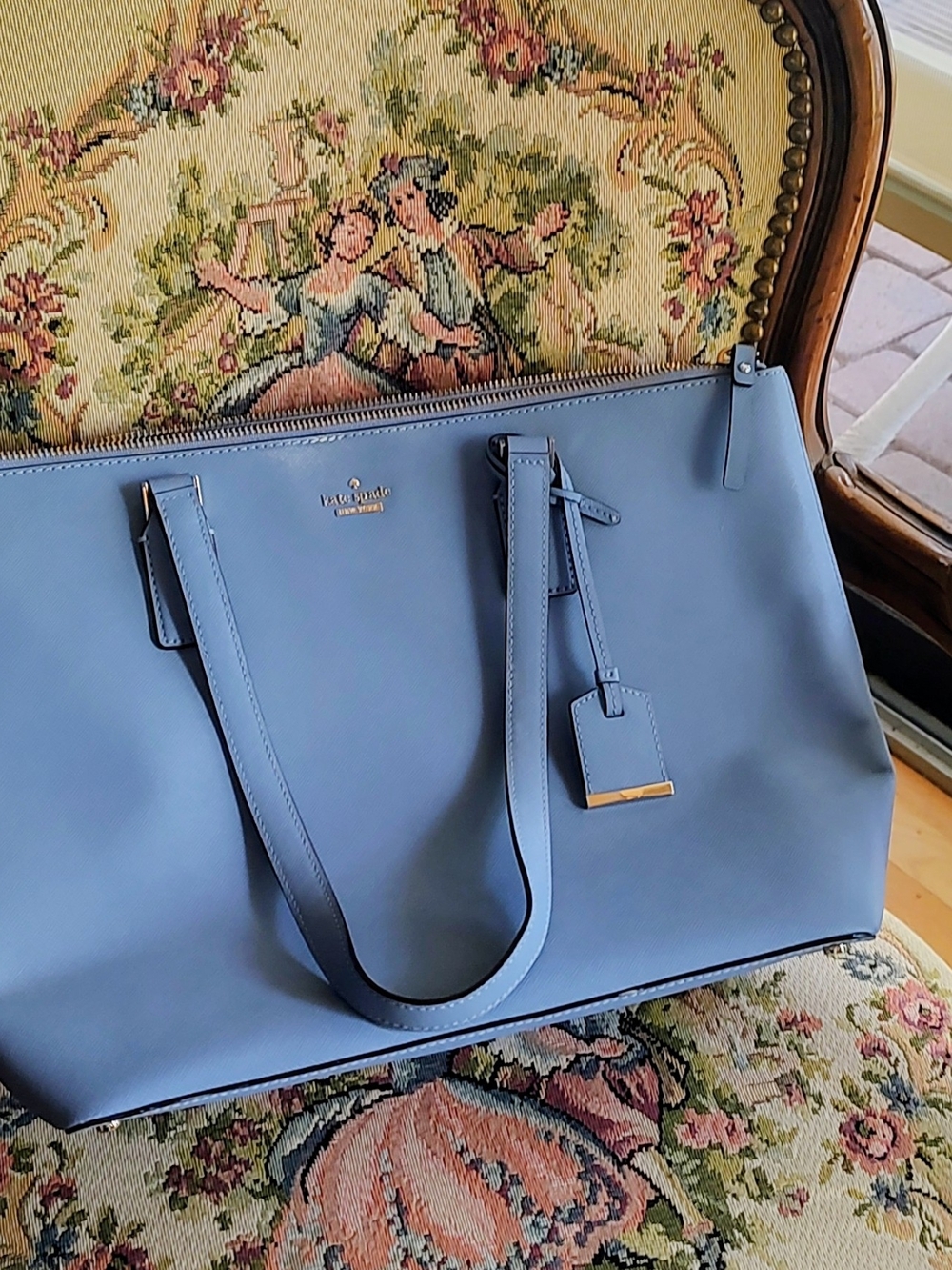 kate spade light blue leather tote. Excellent Condition. - Picture 10 of 16